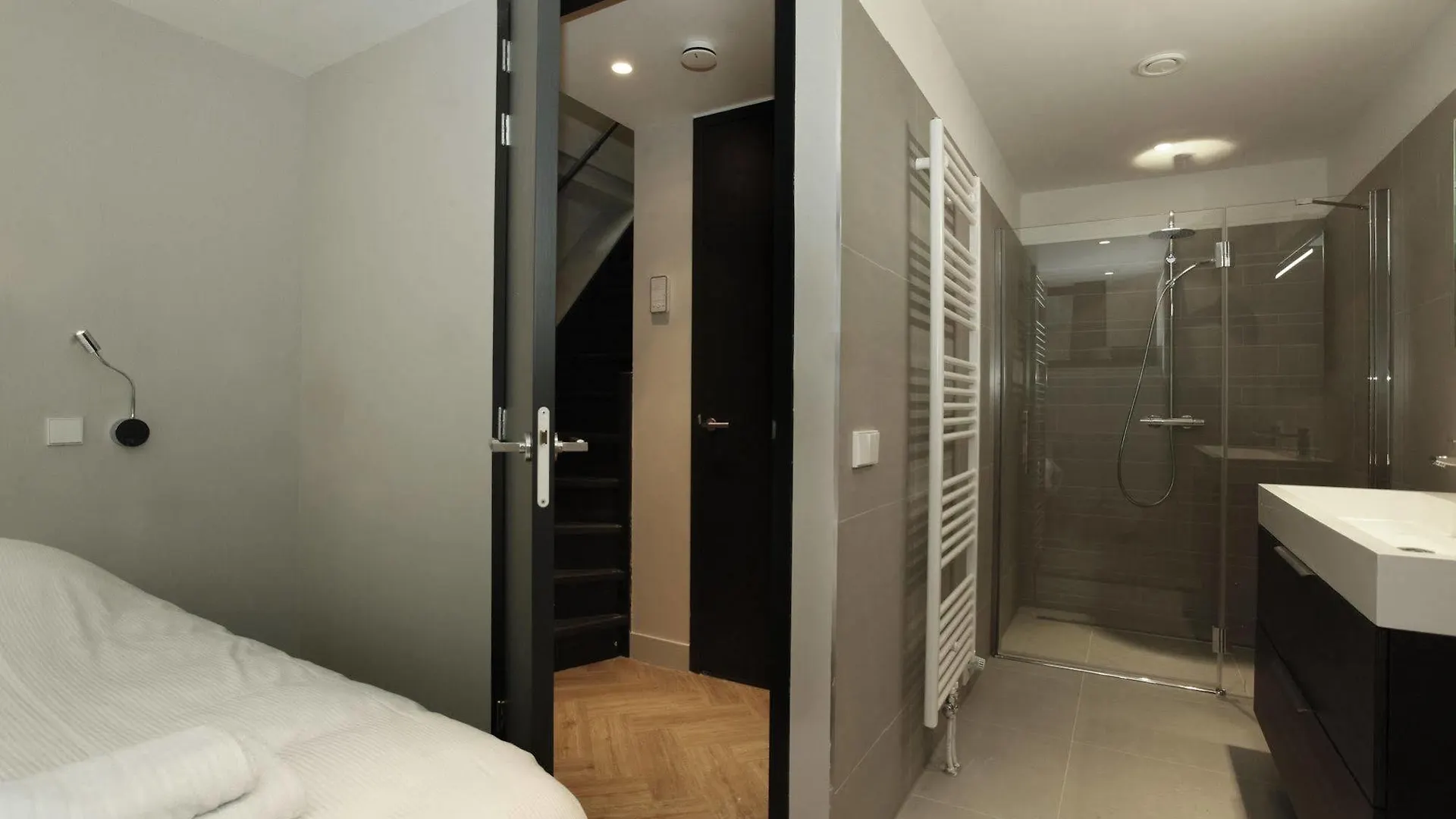 Stayci Serviced Apartments Westeinde The Hague 0*,